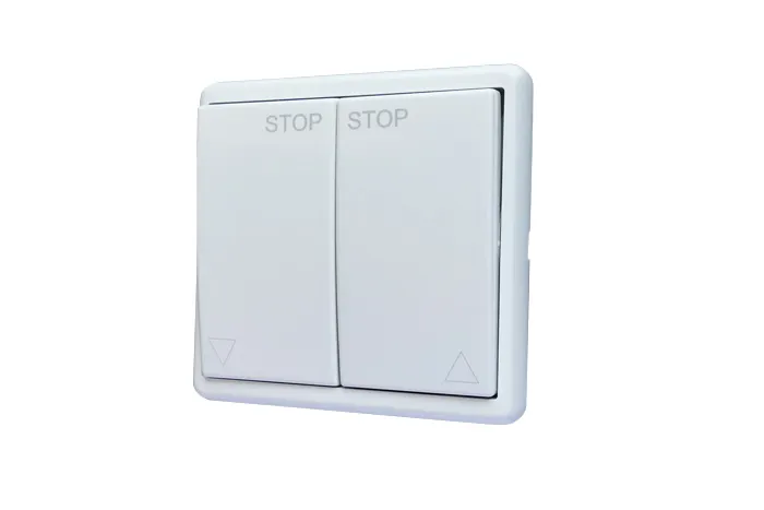Interruttore a bilanciere con due pulsanti, adatto per controlli elettrici, forma rettangolare