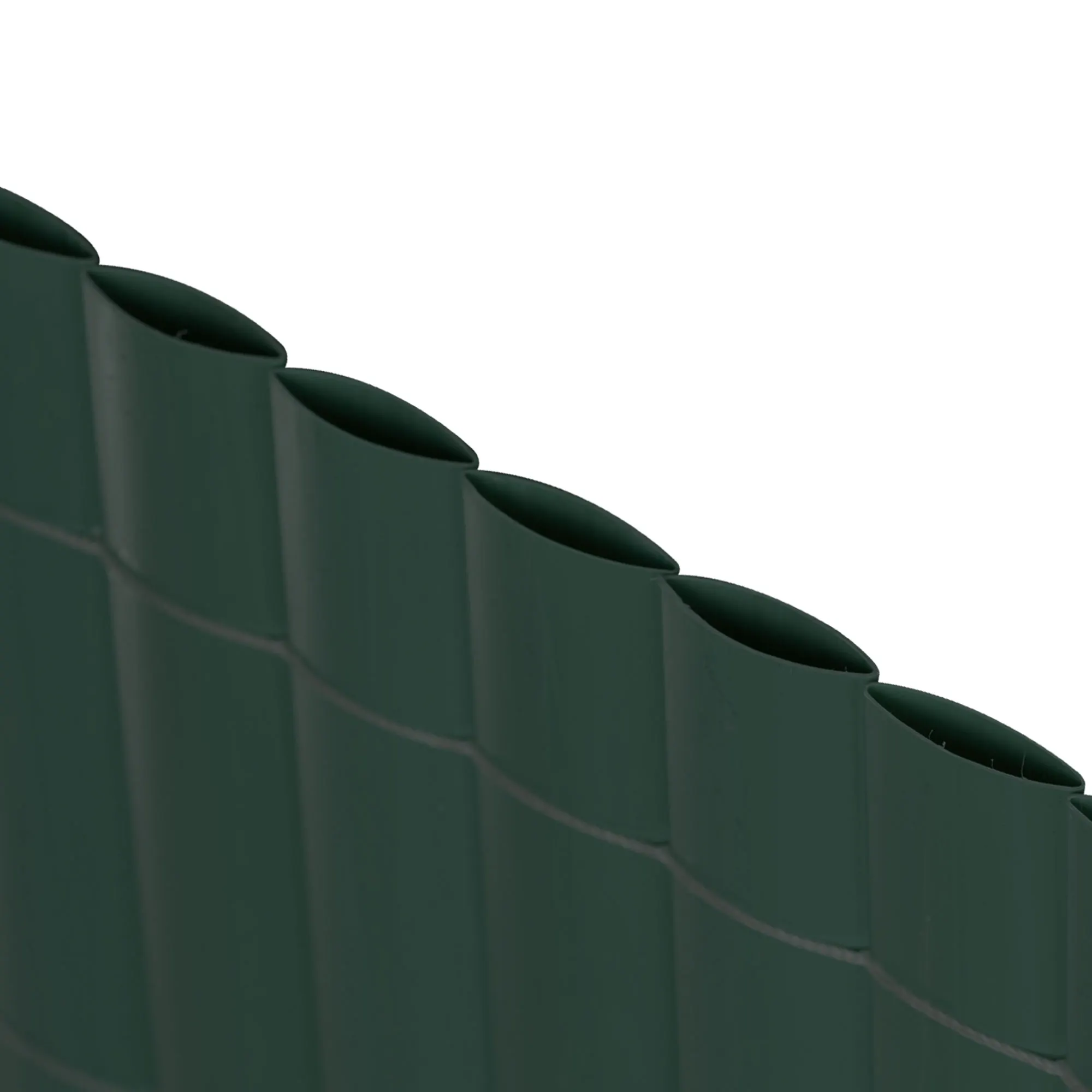 Pannello di protezione in PVC per privacy e protezione, composto da elementi tubolari verticali