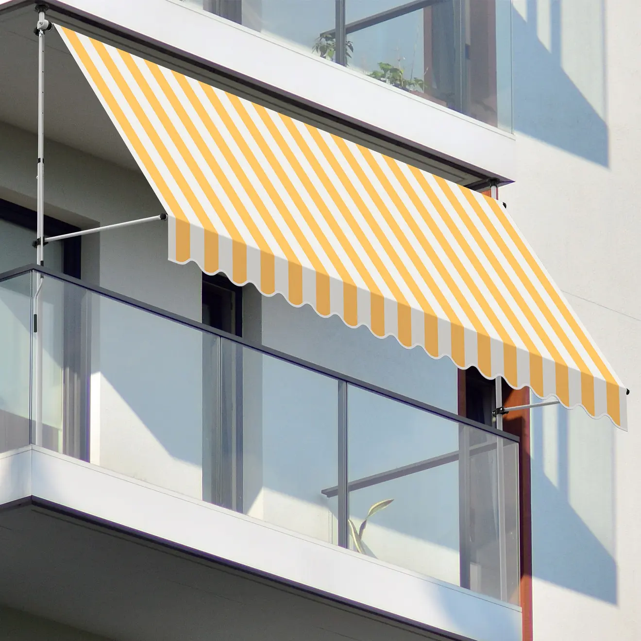 Klemm- und Balkonmarkise JAM 2000 an einem Balkon montiert