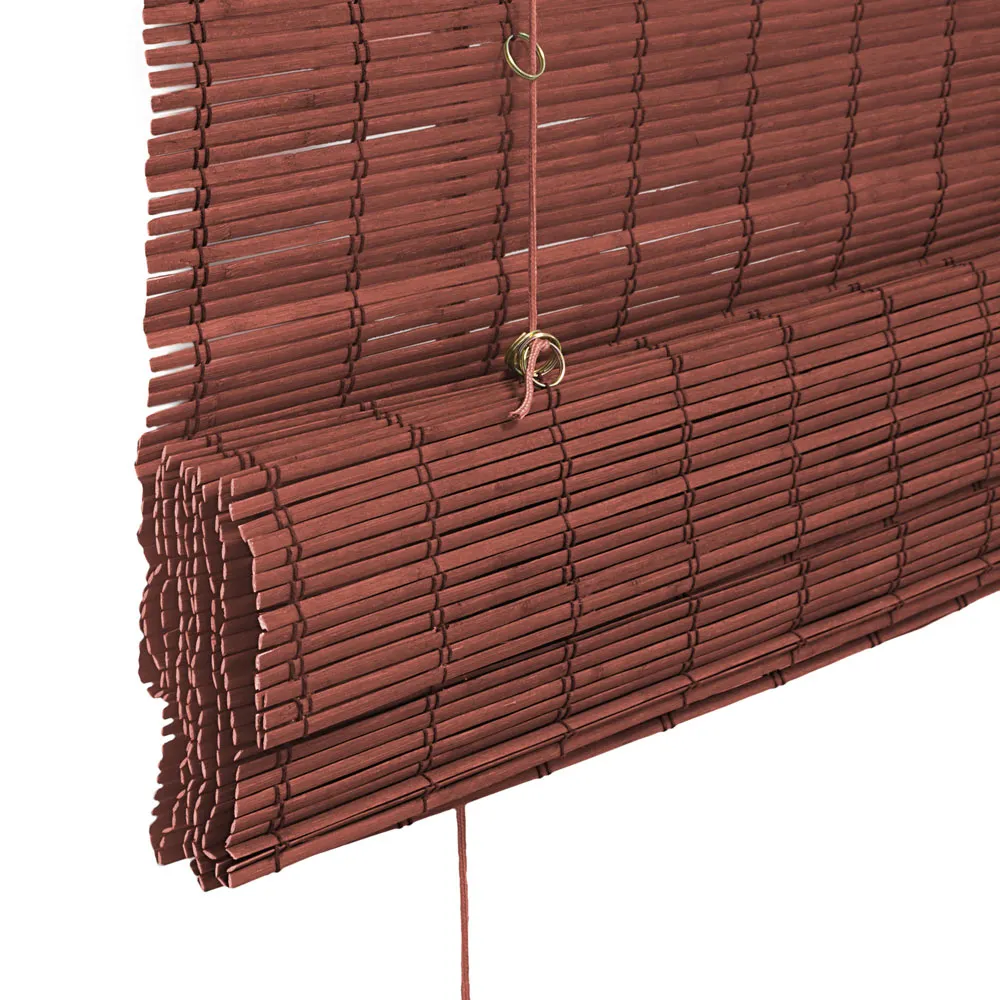 Rullo in bambù con meccanismo a corda, composto da lamelle orizzontali