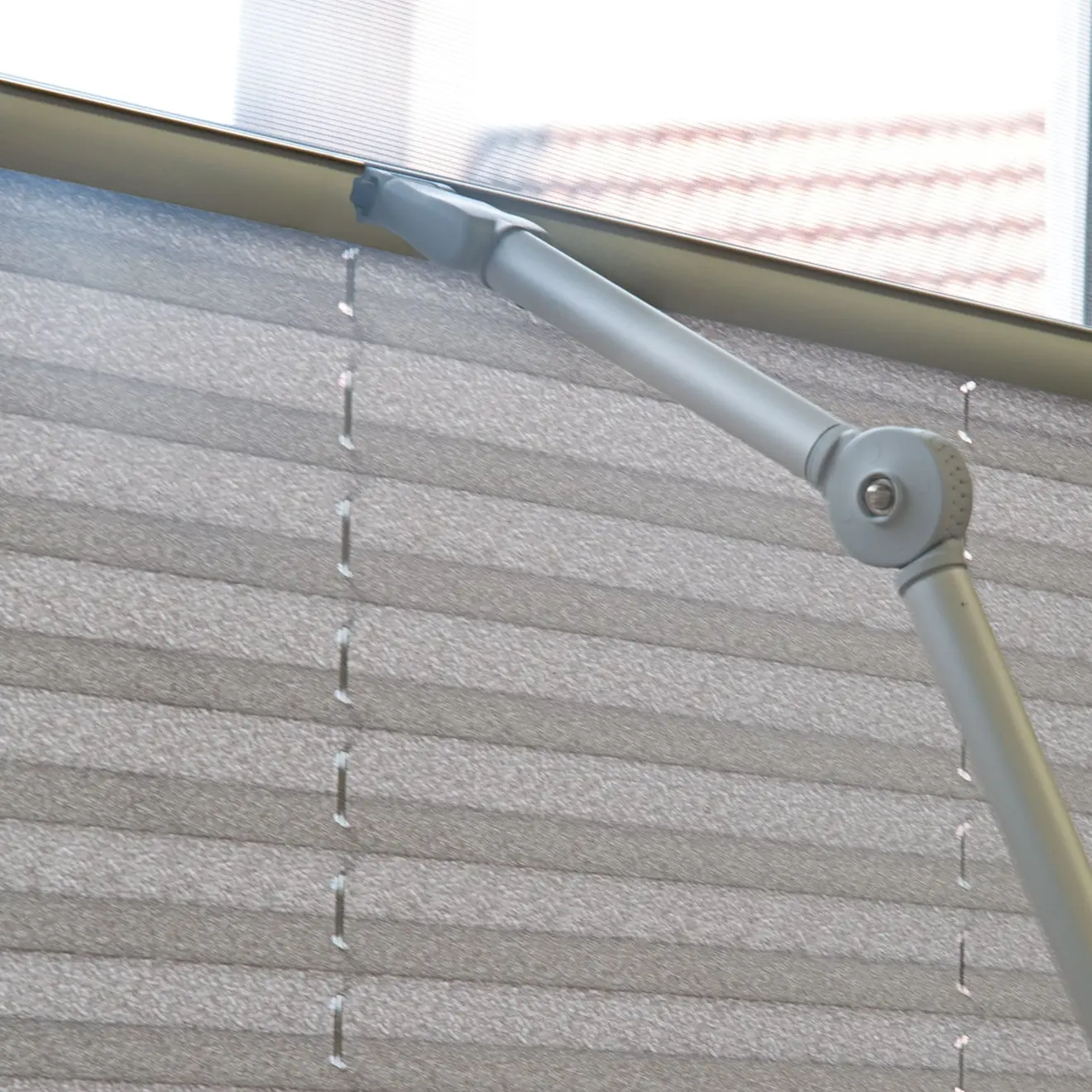 Plissee Bedienstab mit Gelenk zur Anpassung von Jalousien