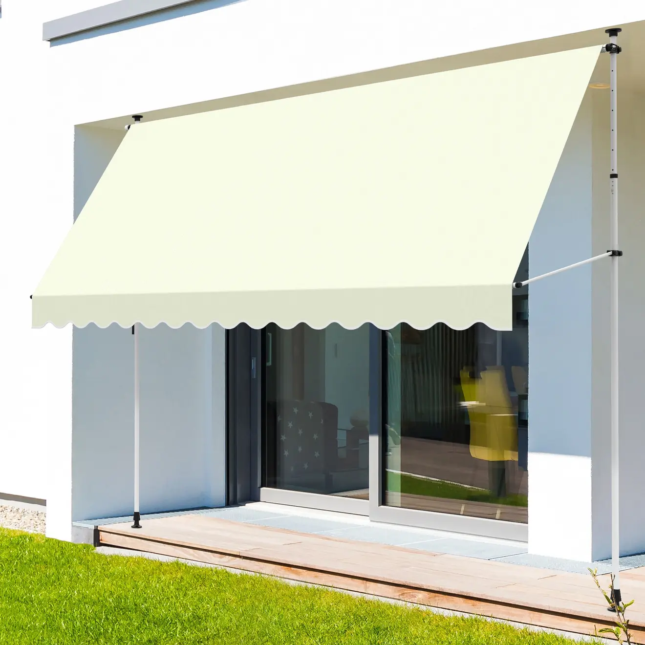 Klemm- und Balkonmarkise JAM 2000 an einer Hauswand montiert, bietet Sonnenschutz