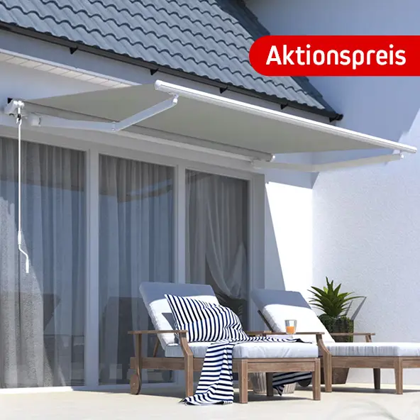 Terrasse mit Markise über Sitzbereich, Aktionspreis hervorgehoben