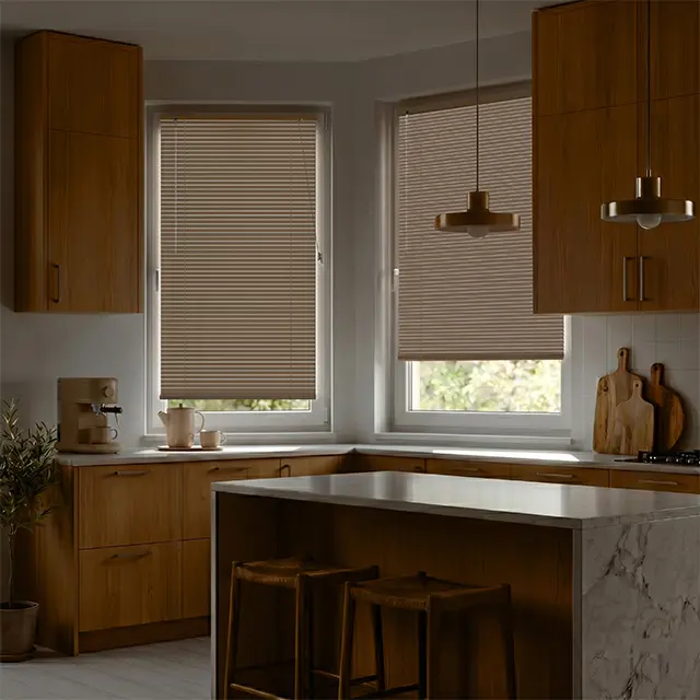 Küche mit Lightless Prime Alu-Jalousie