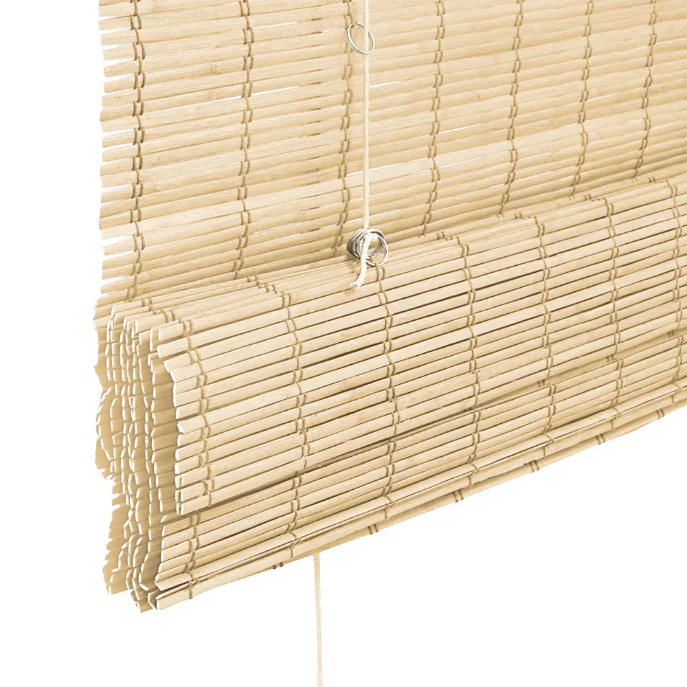 Rullo in bambù con meccanismo a corda, composto da lamelle orizzontali
