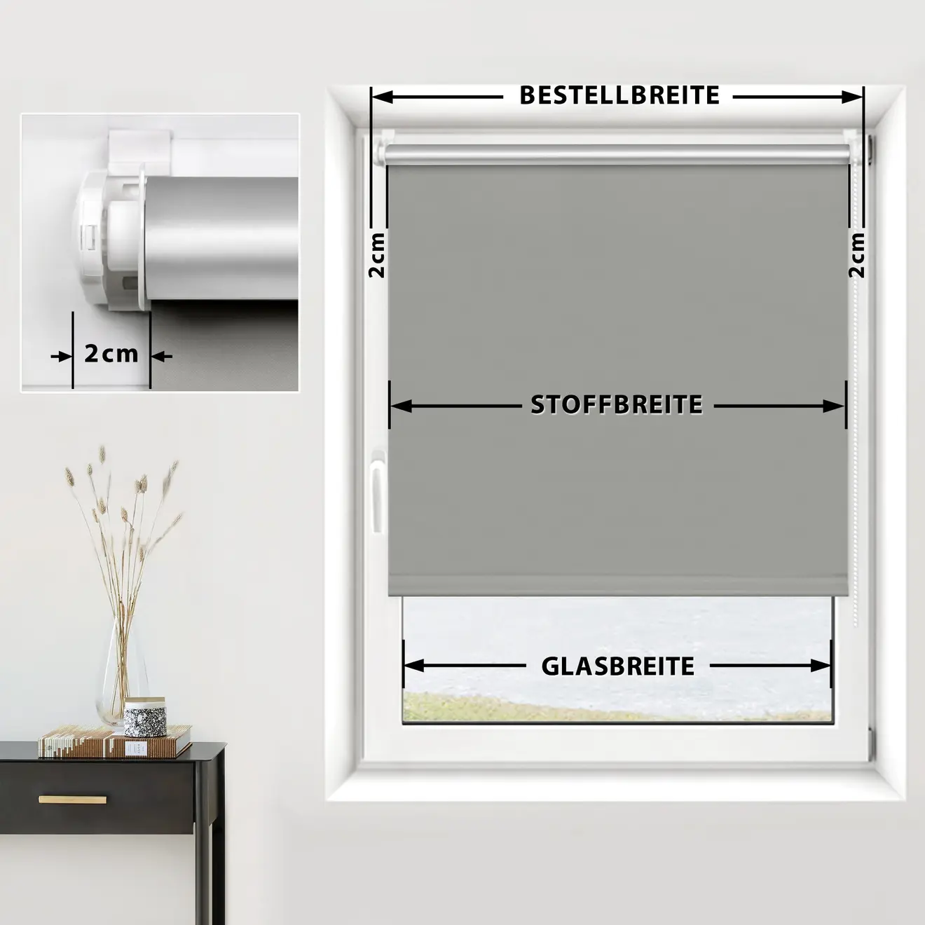 Verdunkelungsrollo an Fenster mit Maßangaben für Bestell-, Stoff- und Glasbreite