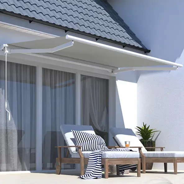 Terrasse mit Markise über Sitzbereich, Markise nach Maß, Sommer-Design