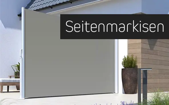 Seitenmarkise auf Terrasse als Sicht- und Windschutz montiert