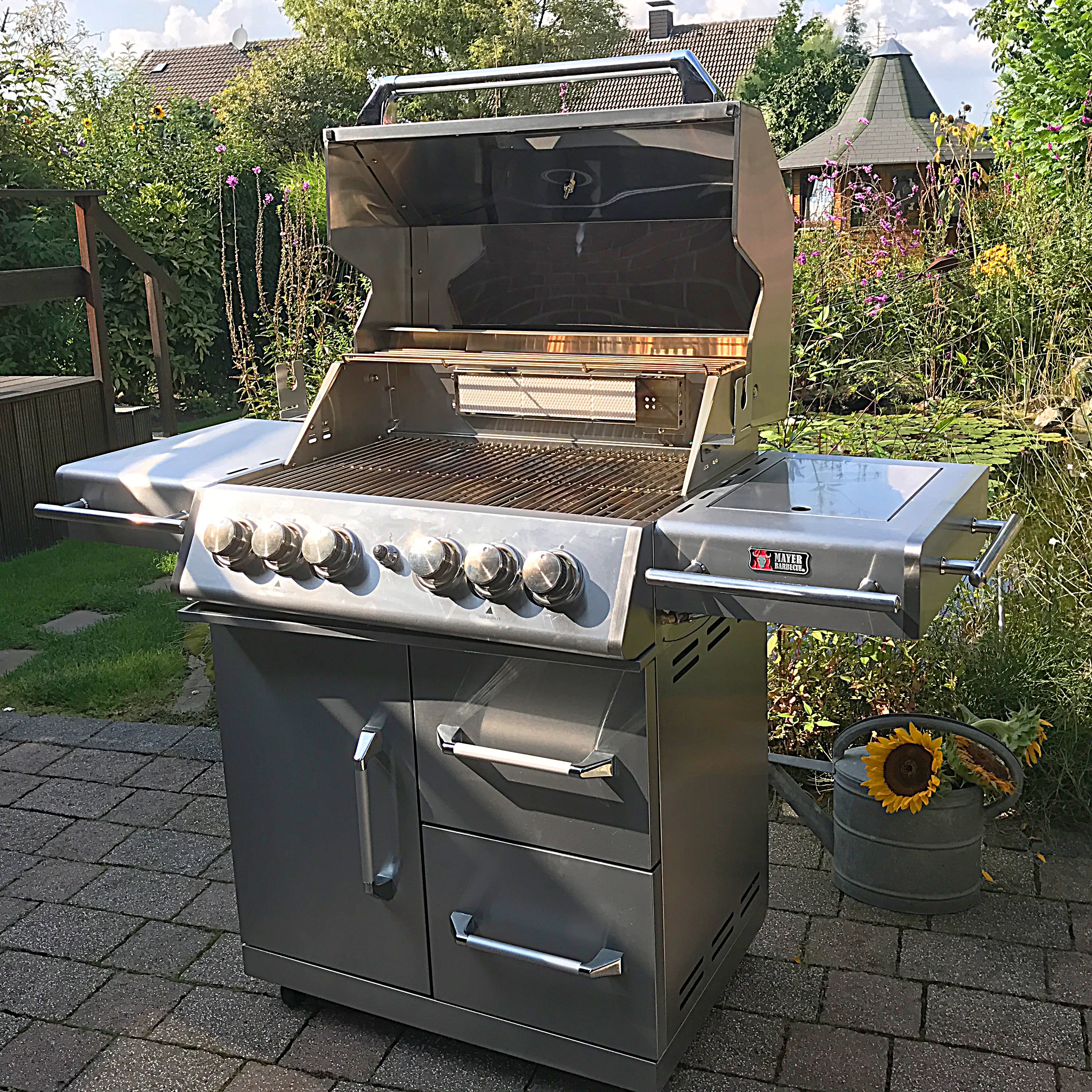 ZUNDA Gasgrill MGG-342 Master mit Backburner