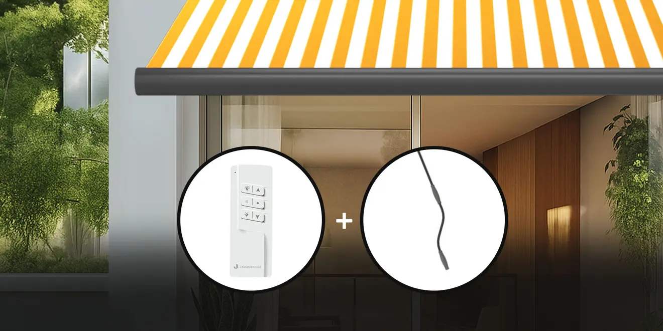 Markise mit gestreiftem Stoff, Fernbedienung und Kurbel als Steuerungsoptionen