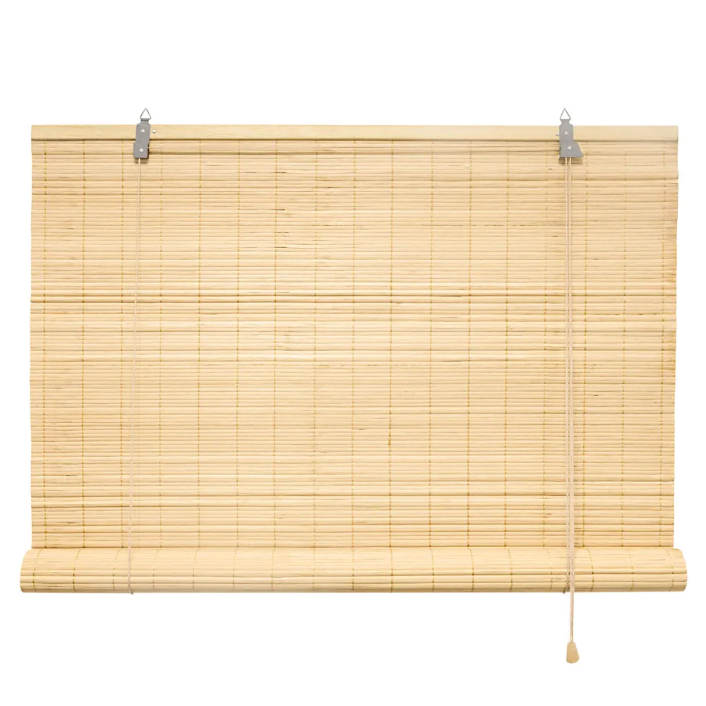 Rullo in bambù con corda per regolare la luce e la privacy, disposto orizzontalmente
