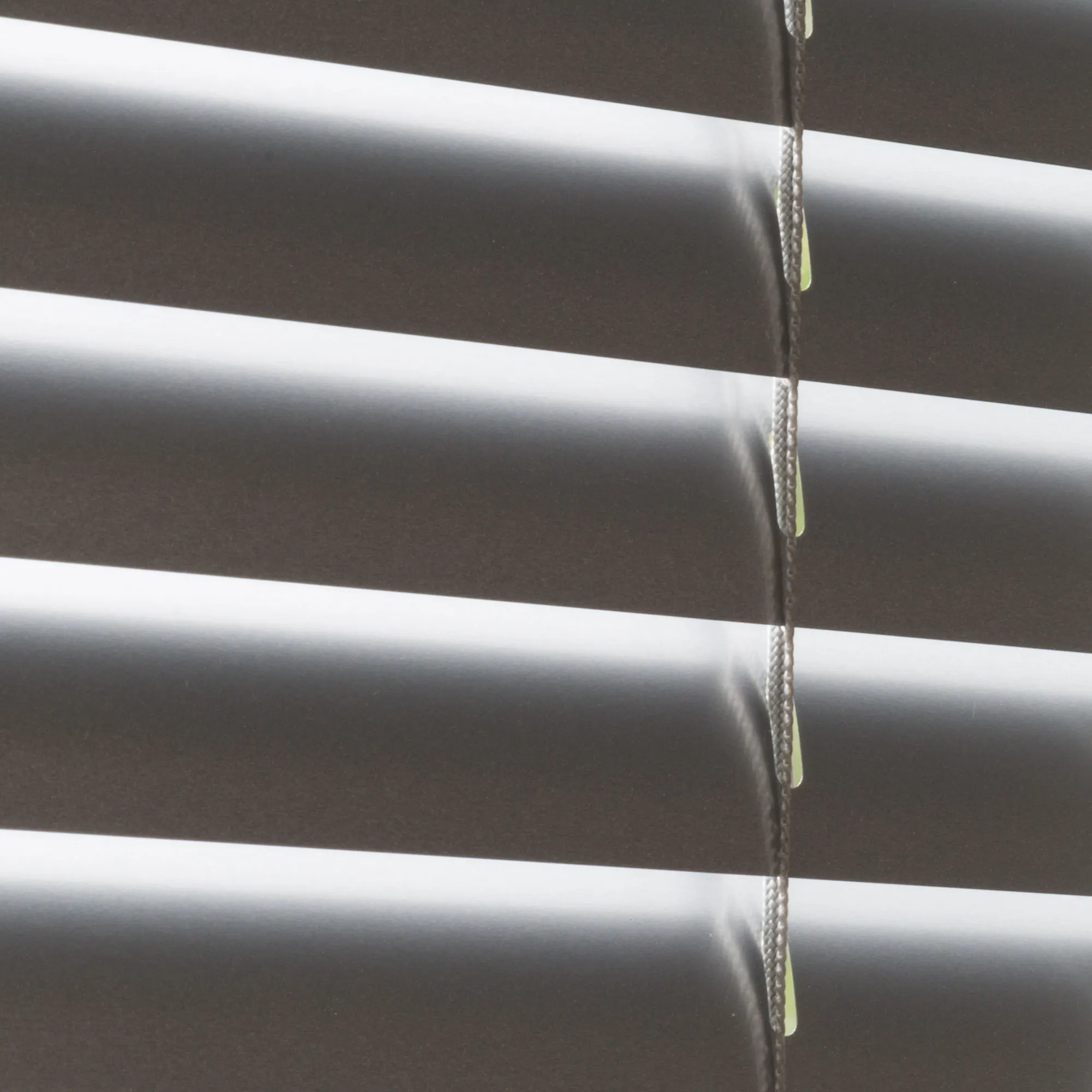 slider_image_019a86653d227301874f5d72951b6d93